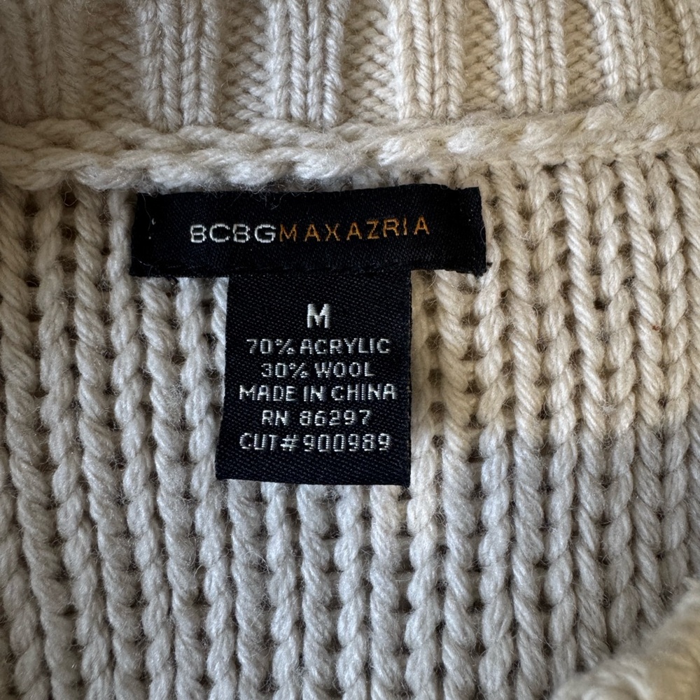 Vintage BCBGMaxAzria Women’s Cream Cardigan Sz M - Picture 7 of 8